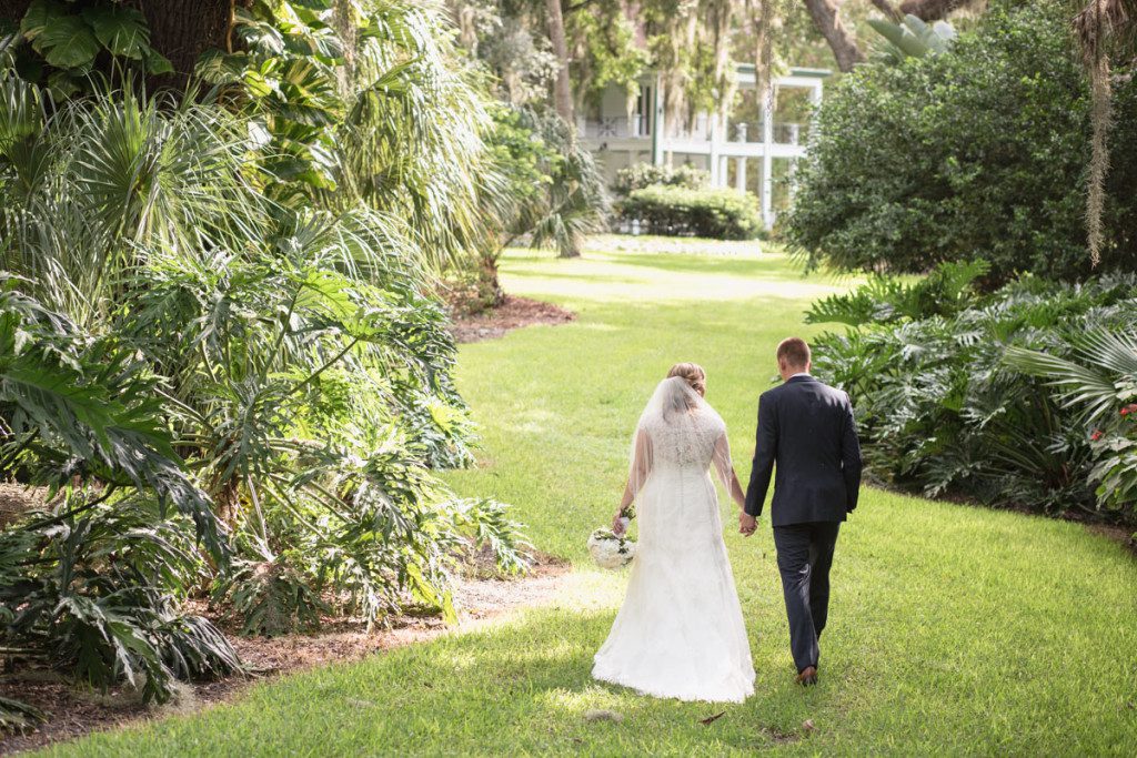 Orlando-Wedding-Photographer-Leu-Gardens-310-Lakeside-23