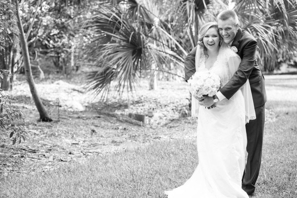 Orlando-Wedding-Photographer-Leu-Gardens-310-Lakeside-25