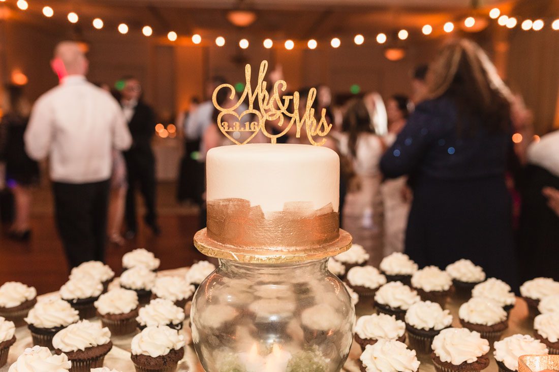 Orlando wedding photographer captures glittery gold wedding at Lake Mary Events Center