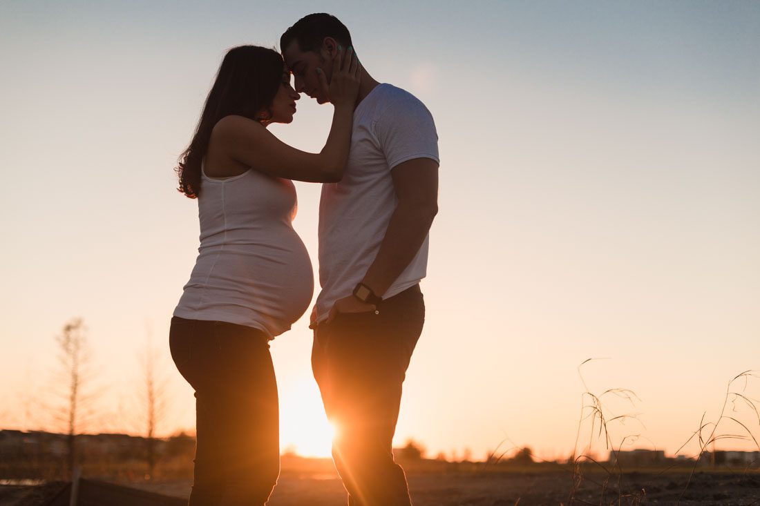 Maternity photos taken by Lakehouse and Canvas in Lake Nona by Orlando photographer