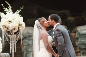 Orlando wedding photographer captures ceremony at the Gaylord Palms in Kissimmee, Florida