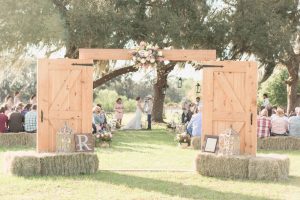 Chic country inspired wedding at a farm style barn in Central Florida captured by top Orlando wedding photographer