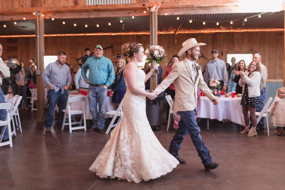 Chic country inspired wedding at a farm style barn in Central Florida captured by top Orlando wedding photographer