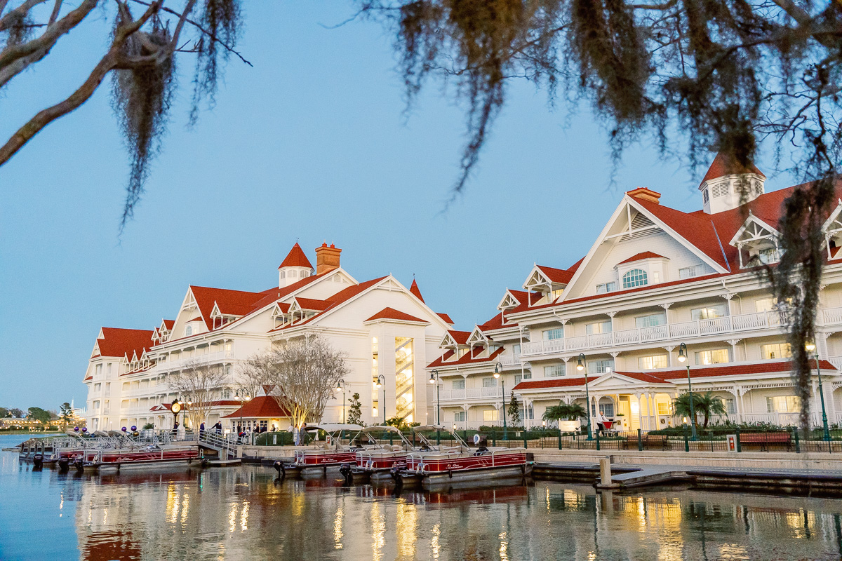 Surprise proposal at Grand Floridian in Walt Disney World on the fireworks cruise
