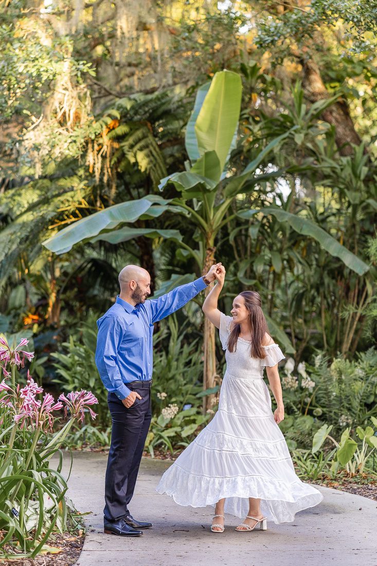 Engagement session at Leu Gardens in Orlando for a fun, romantic and playful photo shoot with top rated photographer Elle